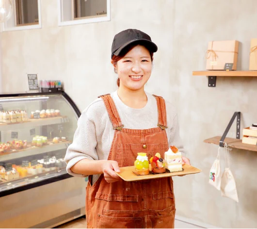 「today`s O YATSU…」開業 オーナー兼パティシエ