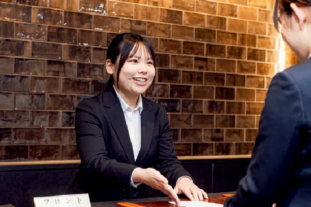 フロントサービス01